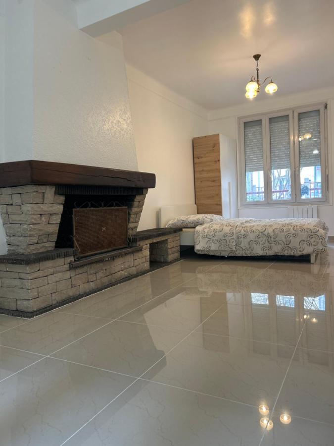 Grand Centre Massy Apartment *